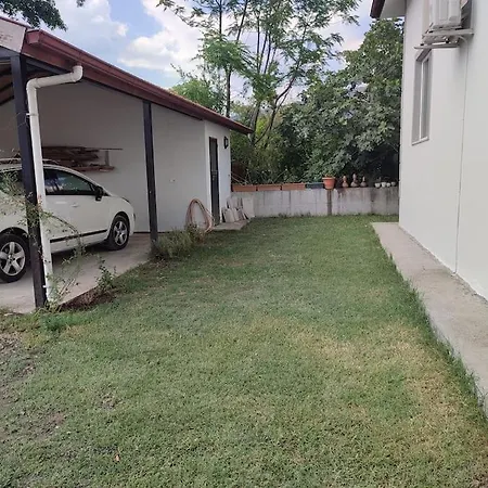호텔 Serenity With Private Pool And Large Garden. *