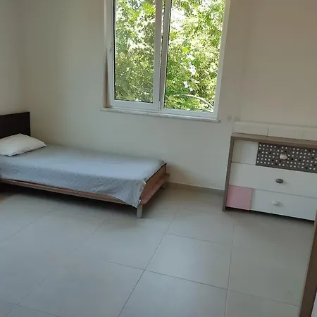 Serenity With Private Pool And Large Garden. 호텔 무글라